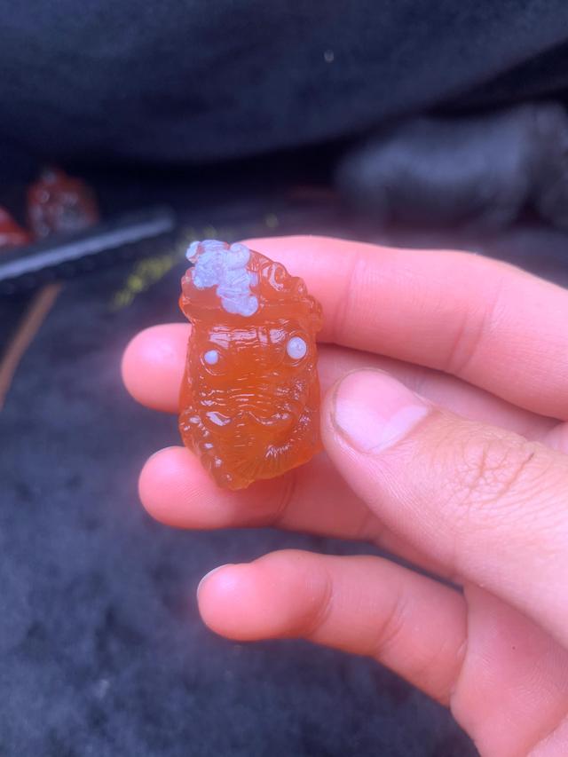 保山南红冰红天眼巧色#保山南红 寓意：太平有象