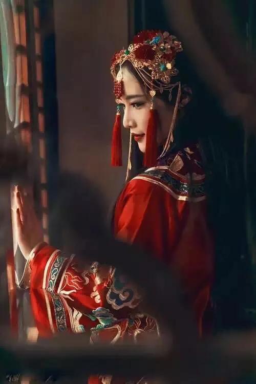 南红未来的几个场景：