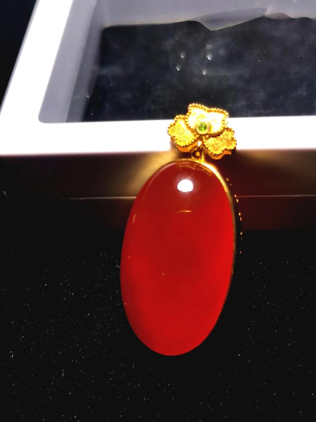 你知道佩戴南红有哪些好处吗？邂逅最美保山南红