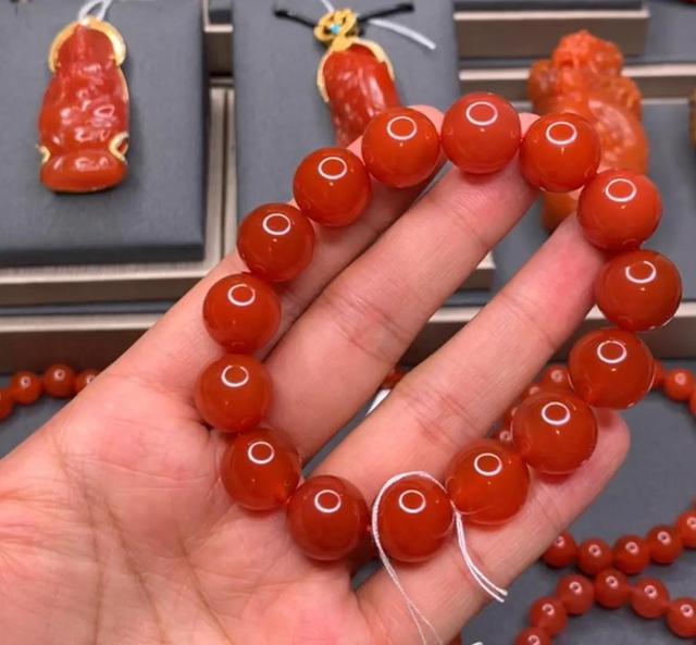 解密，怎样辨别南红？