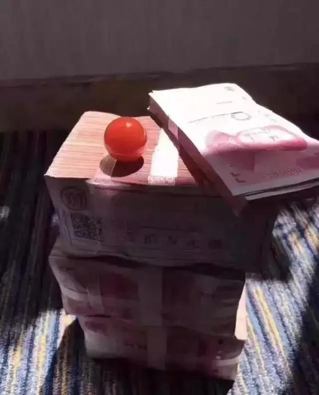 15克拍出160万，克价达10万，来一起了解“红玉”的真相