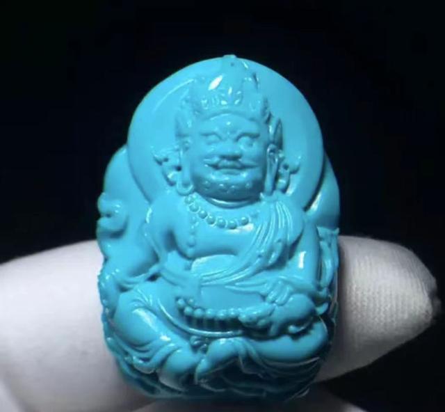 如何选购南红，绿松石，和田玉，翡翠？只要记住一个关键词
