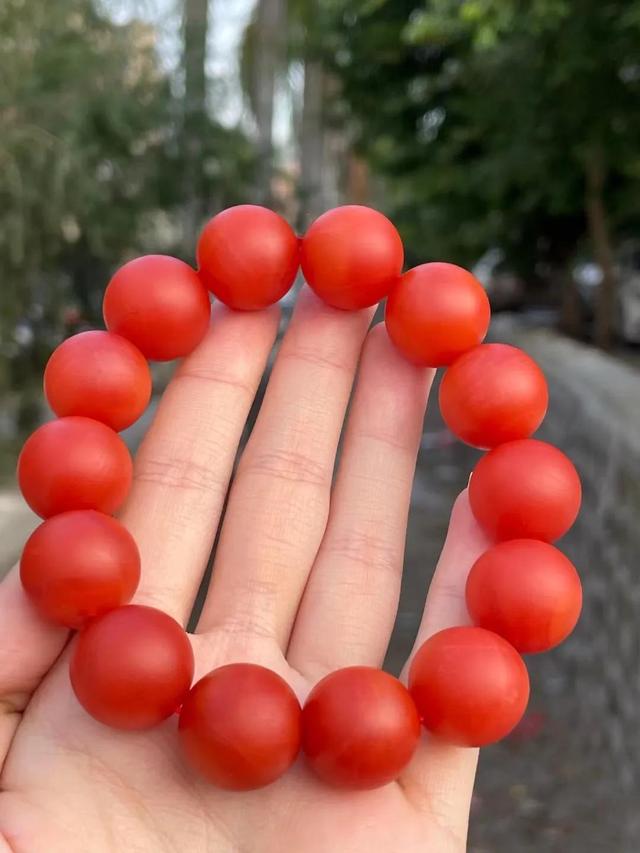 无裂不保山，南红
