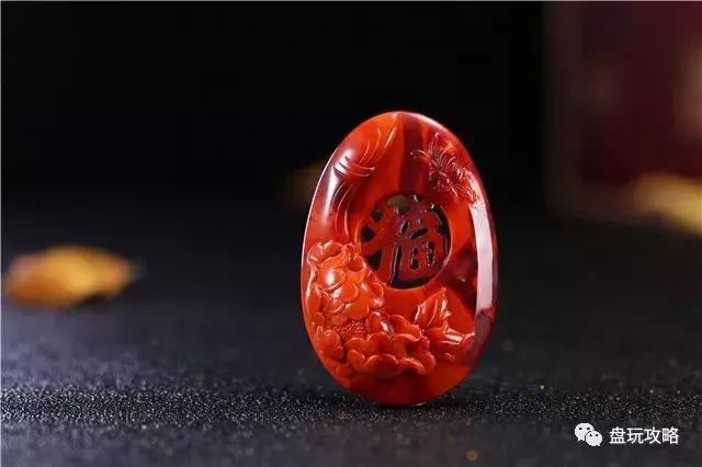南红凭什么能在玛瑙家族中脱颖而出？它与普通玛瑙又什么区别？